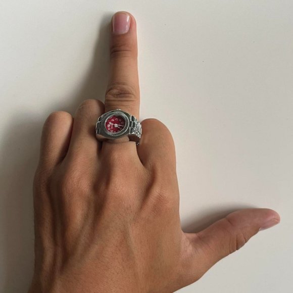 Y2K 2000s Vintage Retro Silver Tone Watch Ring with Round Face - Picture 5 of 7